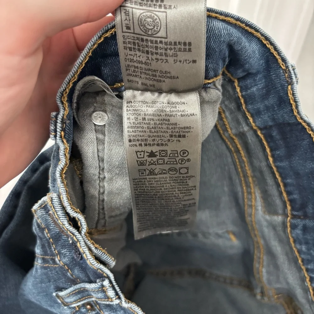 Dark Wash Straight Jeans | Levi’s 505 31x32 - Picture 5 of 11